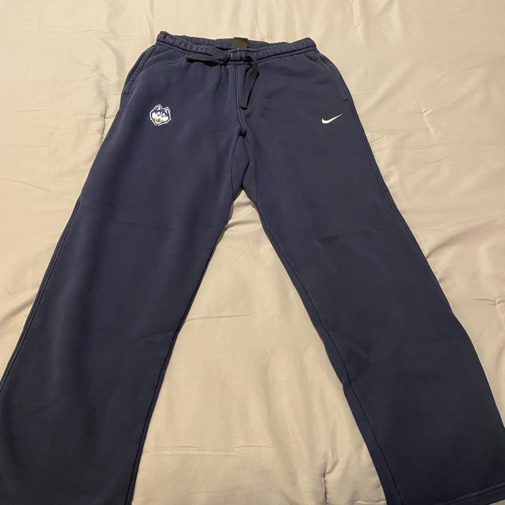 Uconn sweatpants